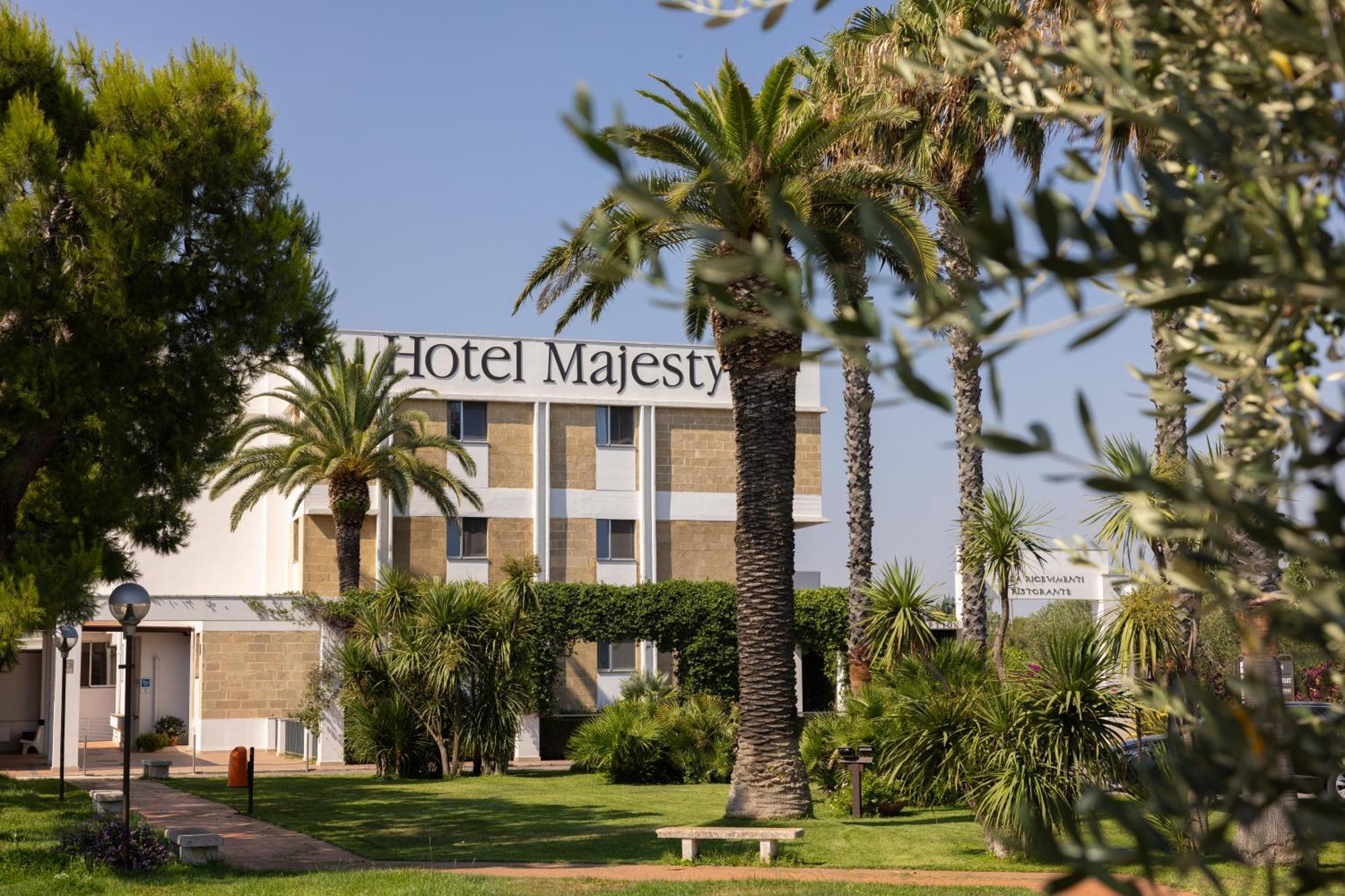 Hotel Majesty Bari Buitenkant foto